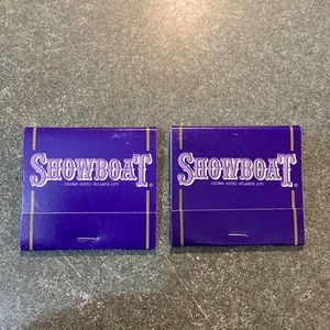 SHOWBOAT CASINO HOTEL ATLANTIC CITY MATCHBOOKS X2